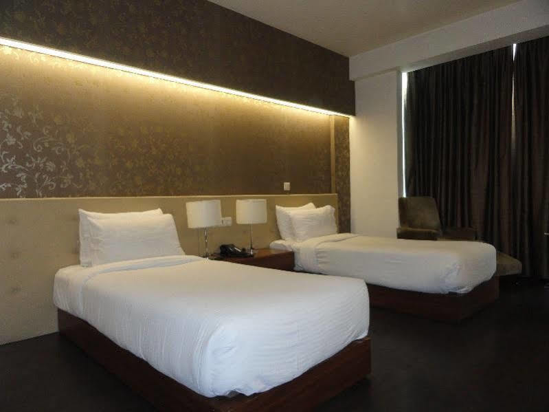 Fabhotel Prime Sage Нью-Делі Екстер'єр фото